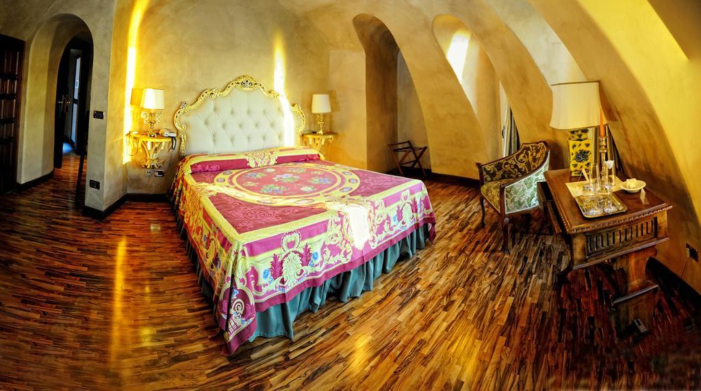 Hotel Porto Pirgos Parghelia Eksteriør billede