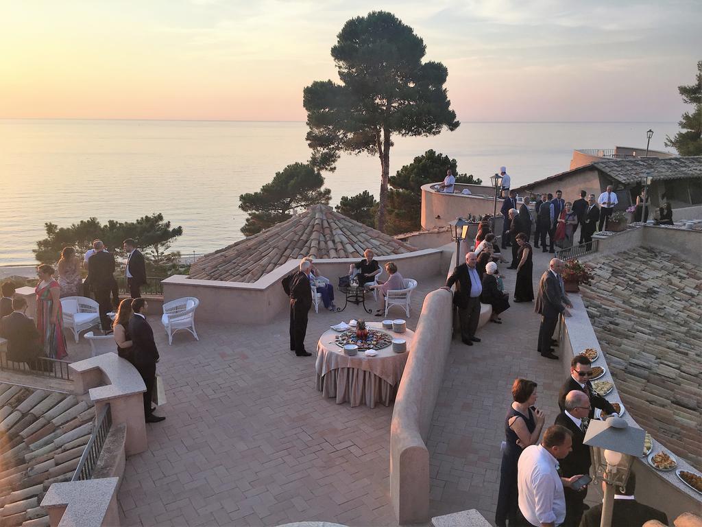 Hotel Porto Pirgos Parghelia Eksteriør billede