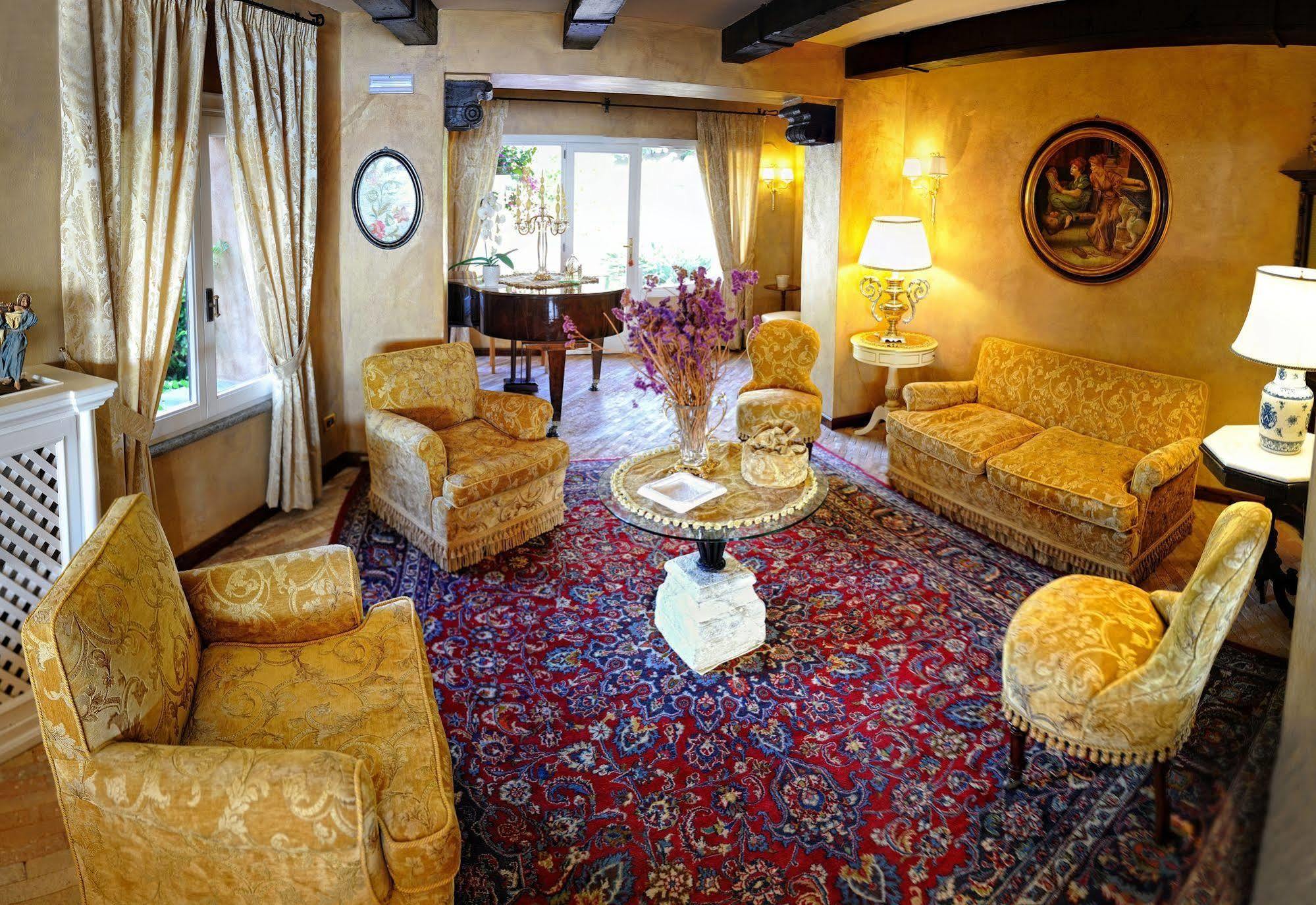 Hotel Porto Pirgos Parghelia Eksteriør billede